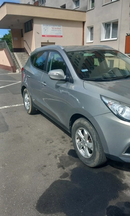 Hyundai ix35 cena 31000 przebieg: 245000, rok produkcji 2011 z Poznań małe 106